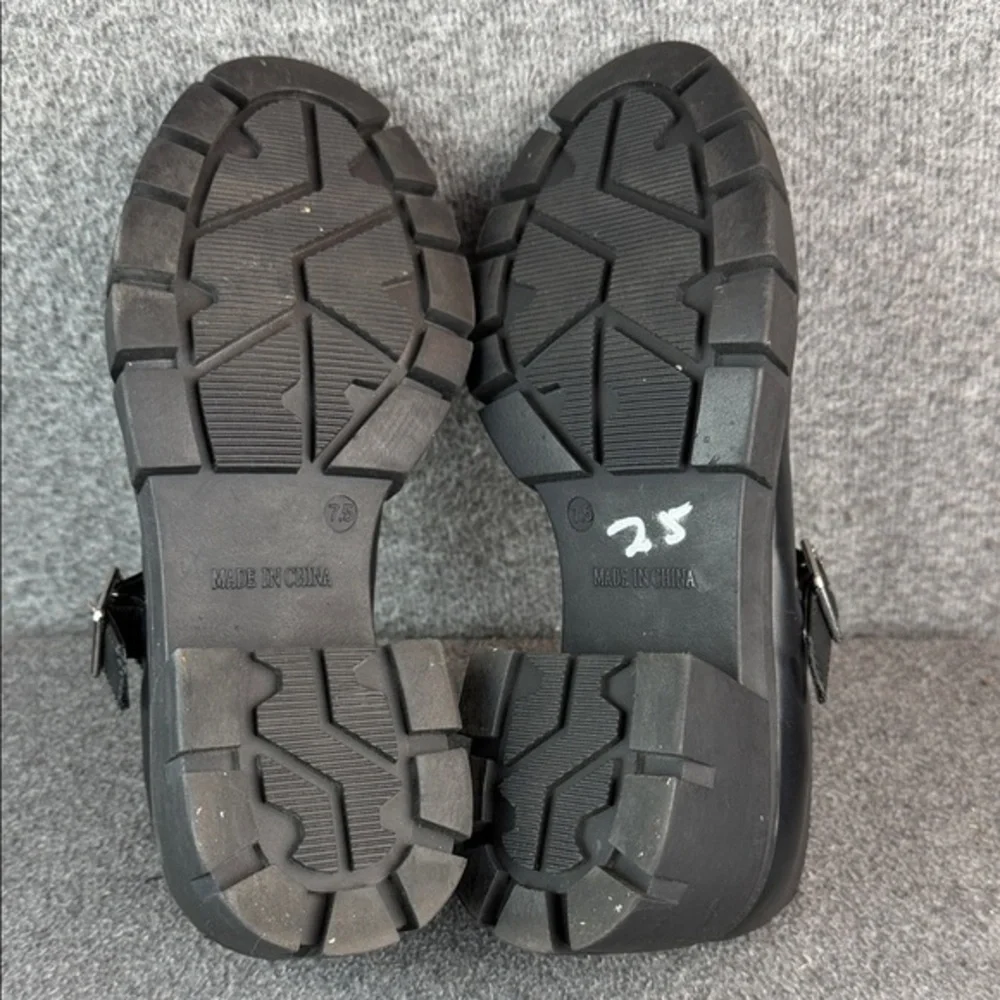 Steve Madden Girl Black Chunky Platform Mary‎ Jane Shoes Size 7.5